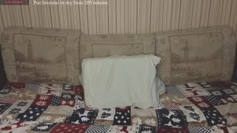 Snapshot of cameron_crowly chatting on 12.10.24 Cameron online show from 12.10.24