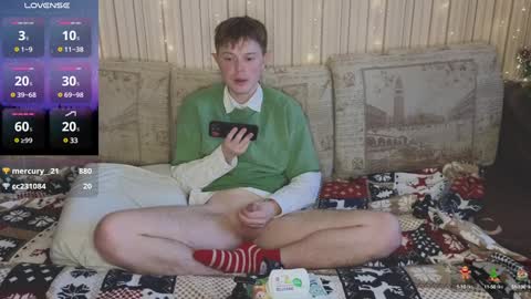 Snapshot of cameron_crowly chatting on 12.17.24 Cameron online show from 12.17.24