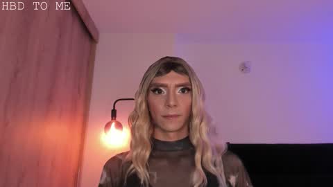 Snapshot of cameron_lyra chatting on 02.13.26 Cameron online show from 02.13.26