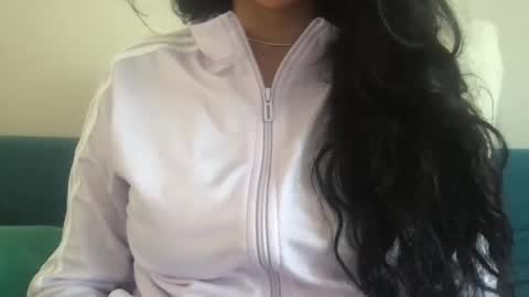 Snapshot of camerongibson chatting on 01.03.25 Cammie Cameron online show from 01.03.25