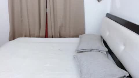 Snapshot of cameronstar1 chatting on 01.05.25 CameronStar online show from 01.05.25