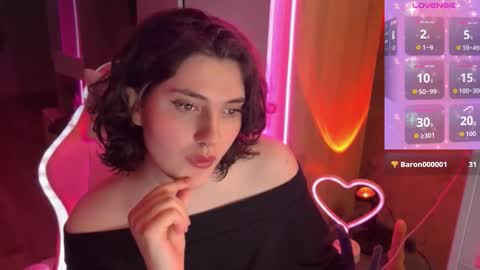 Snapshot of camgirl_xx chatting on 02.16.26 Marta online show from 02.16.26