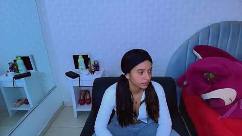 Snapshot of cami_bunnygirlx chatting on 04.23.26 CAMI online show from 04.23.26
