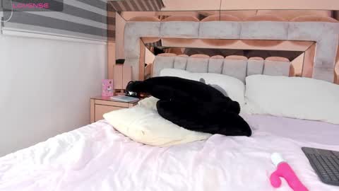 camii  online show from 01.15.25