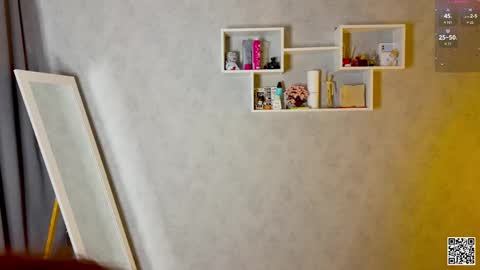 Hello My name is Rina  im new model here and little but shy but curious. online show from 01.17.26