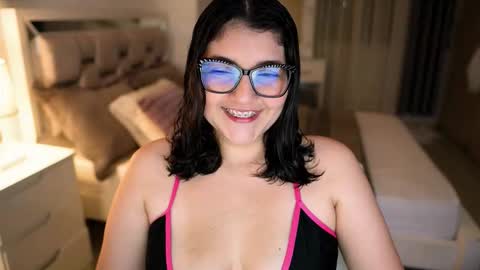 Camila buitrago online show from 10.23.25