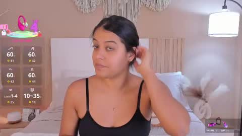 camila_bustamante_ online show from 06.11.26
