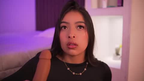 Snapshot of camila_dupont chatting on 07.19.26 Camila online show from 07.19.26