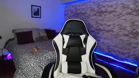 Camila Roose online show from 03.06.26