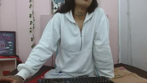 Snapshot of camila_williiamsres chatting on 07.25.26 camila_williiamsres online show from 07.25.26