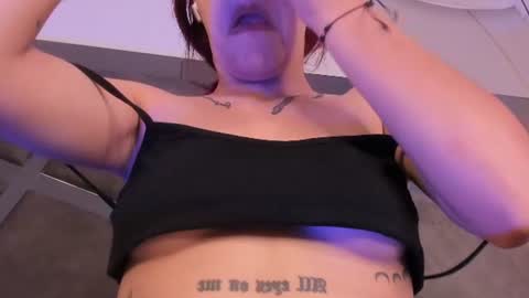camilaa_smith_ online show from 07.25.26