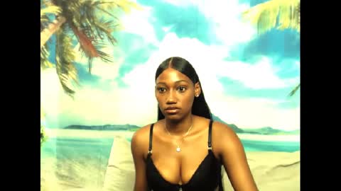 Snapshot of camilaasexyy chatting on 02.18.25 camilaasexyy online show from 02.18.25