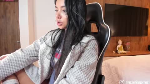 Camila online show from 09.11.25