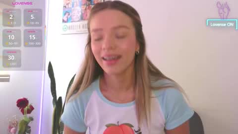 Camila Monroee  online show from 11.07.25