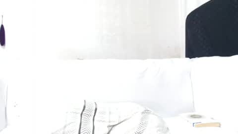 Snapshot of camilapaez1 chatting on 04.30.26 cami online show from 04.30.26