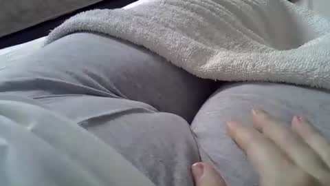 flash 50 tokens BIG CLIT  tits pussy. masturbation big clit 150 tokens fingers inside pussy 1000 tk  pump big clit 300 tk online show from 02.15.26