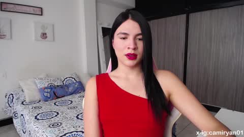 X IGcamiryan01 online show from 02.14.25