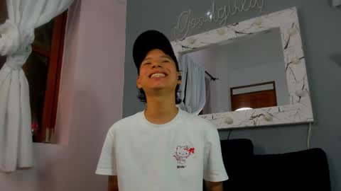 Camillo Virgil online show from 09.10.25