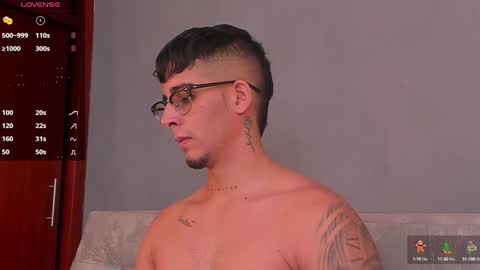 Snapshot of camilo_ospina_ chatting on 12.27.24 INDEPENDENT MODEL online show from 12.27.24