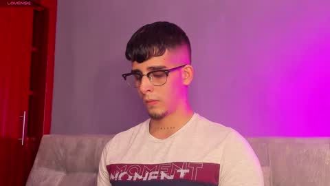 Snapshot of camilo_ospina_ chatting on 01.13.25 INDEPENDENT MODEL online show from 01.13.25