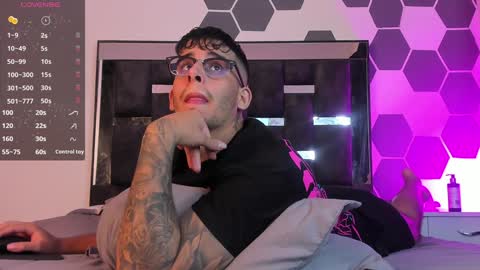 Snapshot of camilo_ospina_ chatting on 02.08.25 INDEPENDENT MODEL online show from 02.08.25