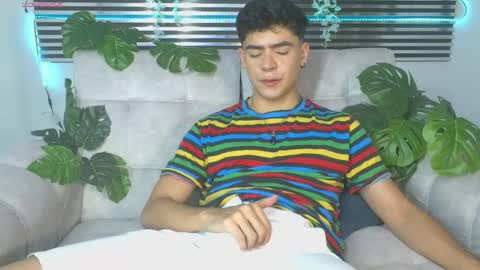 Snapshot of camilo_xcam chatting on 05.23.26 CAMILO online show from 05.23.26