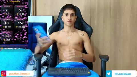 Snapshot of camilobass_ chatting on 10.29.25 Camilo Bass online show from 10.29.25