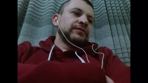 Snapshot of camiloking17 chatting on 12.02.24 camilo online show from 12.02.24