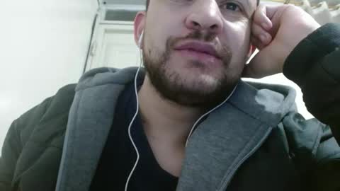 Snapshot of camiloking17 chatting on 12.12.24 camilo online show from 12.12.24