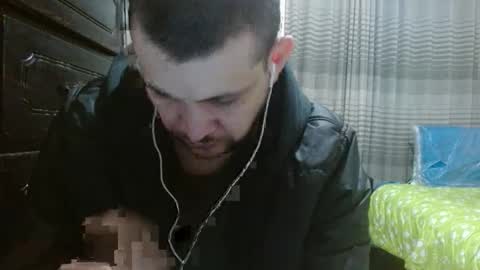 Snapshot of camiloking17 chatting on 01.19.25 camilo online show from 01.19.25