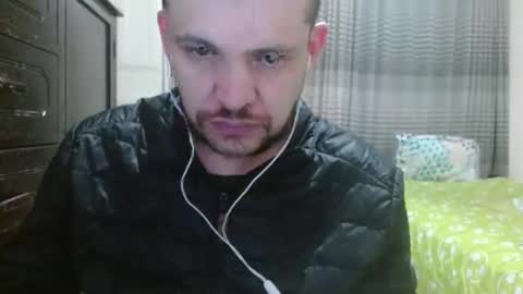 Snapshot of camiloking17 chatting on 01.20.25 camilo online show from 01.20.25