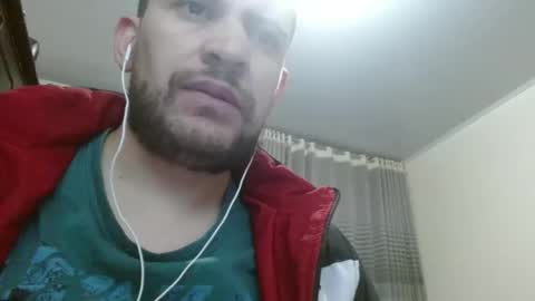 Snapshot of camiloking17 chatting on 01.22.25 camilo online show from 01.22.25