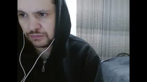 Snapshot of camiloking17 chatting on 02.01.25 camilo online show from 02.01.25