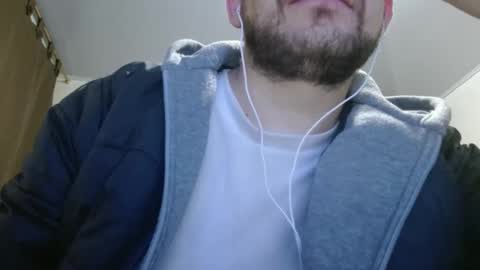 Snapshot of camiloking17 chatting on 02.23.25 camilo online show from 02.23.25