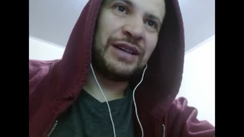 Snapshot of camiloking17 chatting on 02.26.25 camilo online show from 02.26.25