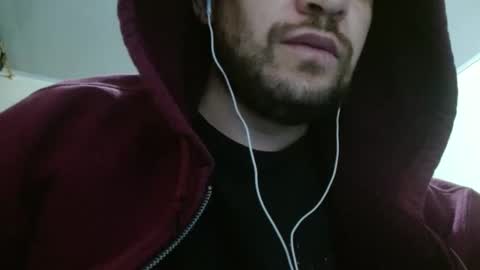 Snapshot of camiloking17 chatting on 03.03.25 camilo online show from 03.03.25