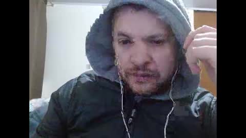 Snapshot of camiloking17 chatting on 09.27.25 camilo online show from 09.27.25