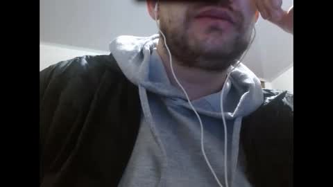 Snapshot of camiloking17 chatting on 11.23.25 camilo online show from 11.23.25