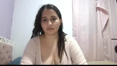 Snapshot of camitorres69 chatting on 07.17.26 camitorres69 online show from 07.17.26