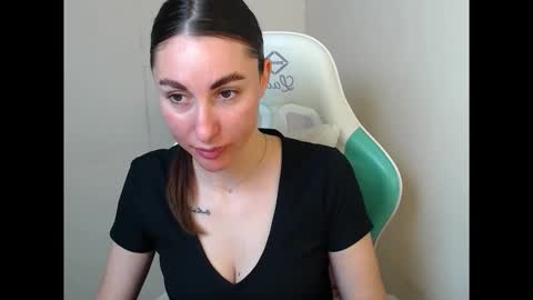 cammila horn online show from 04.25.26