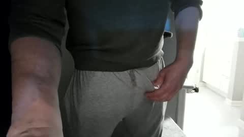 Snapshot of cammyman6900 chatting on 04.30.26 cammyman6900 online show from 04.30.26
