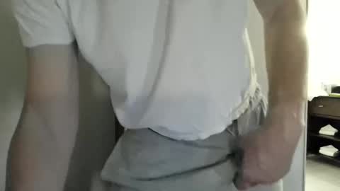 Snapshot of cammyman6900 chatting on 05.08.26 cammyman6900 online show from 05.08.26