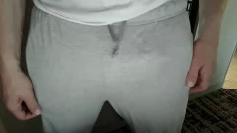 Snapshot of cammyman6900 chatting on 05.09.26 cammyman6900 online show from 05.09.26