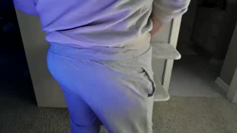 Snapshot of cammyman6900 chatting on 05.15.26 cammyman6900 online show from 05.15.26