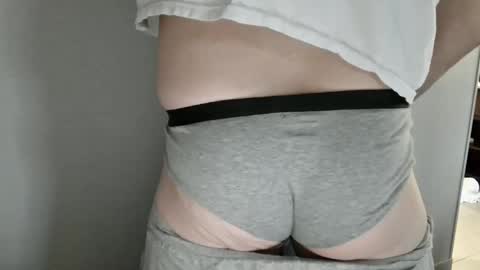 Snapshot of cammyman6900 chatting on 05.20.26 cammyman6900 online show from 05.20.26