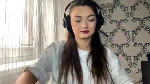 Kate online show from 11.11.25