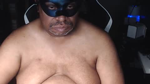 Snapshot of candc1987 chatting on 09.10.25 jody1990 online show from 09.10.25