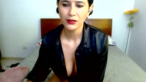 Snapshot of canddysexxx_ chatting on 06.29.26 Carolina online show from 06.29.26