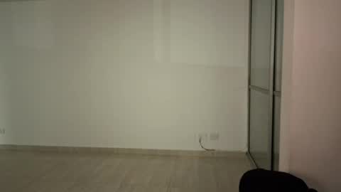 Snapshot of candela___ chatting on 10.02.25 Cancela online show from 10.02.25