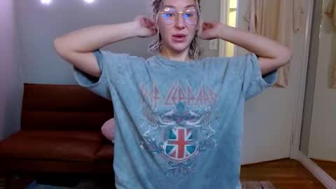 MissCandiJones online show from 11.14.25